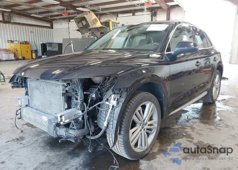 2018 Audi Q5 2.0T Premium/2.0T Tech Premium z USA, uszkodzony, nr VIN WA1BNAFY0J2085788